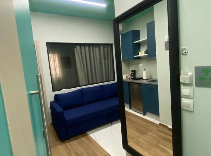 Treasure Box Apartment _Aristotelous Square_